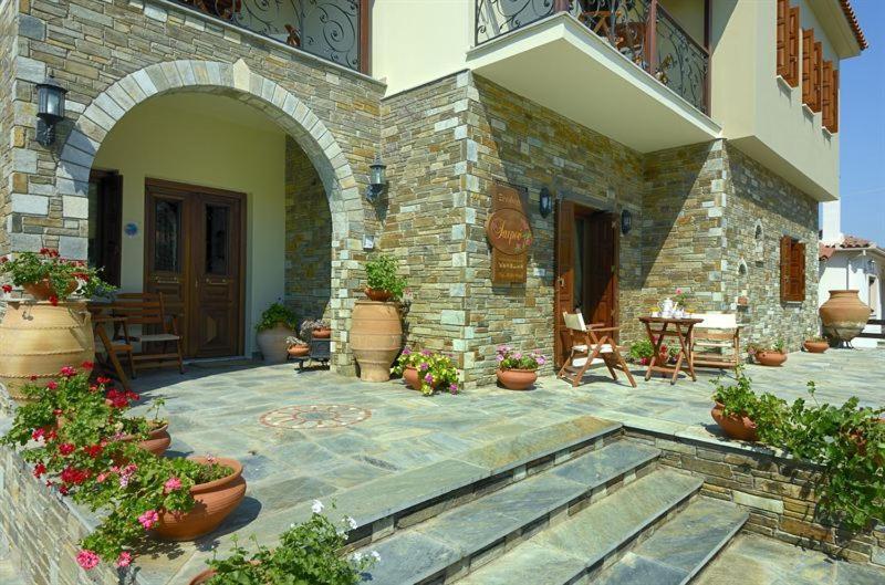 Iatrou Guesthouse Портариа Екстериор снимка