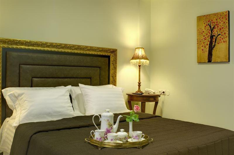 Iatrou Guesthouse Портариа Стая снимка