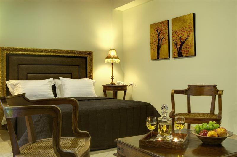 Iatrou Guesthouse Портариа Стая снимка