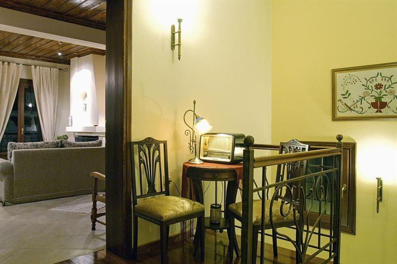 Iatrou Guesthouse Портариа Екстериор снимка