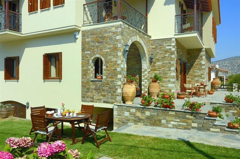 Iatrou Guesthouse Портариа Екстериор снимка